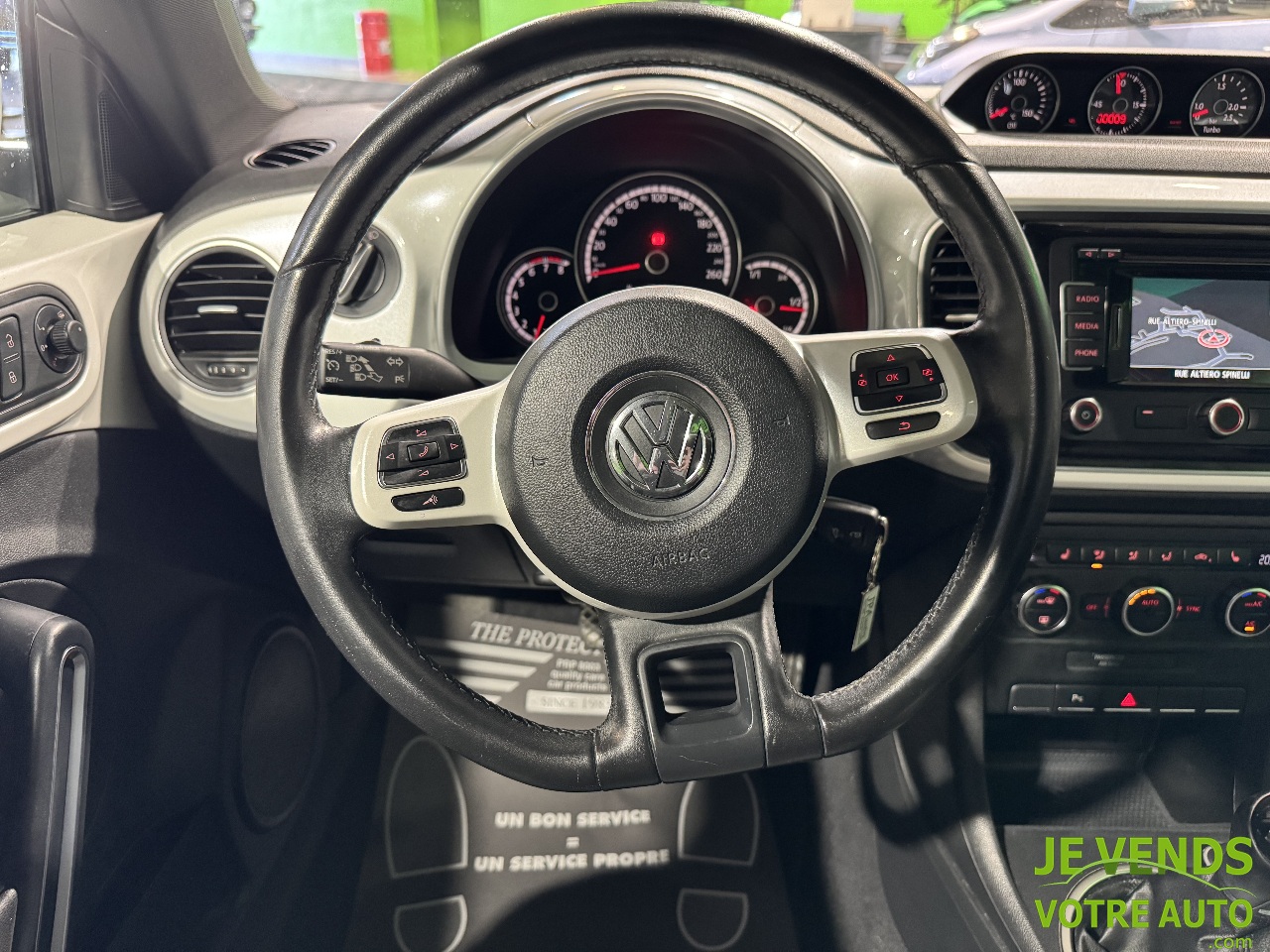 VOLKSWAGEN BEETLE