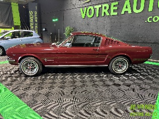 FORD MUSTANG