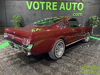FORD MUSTANG