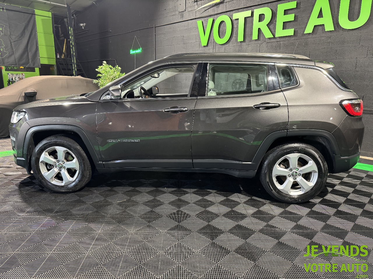 JEEP COMPASS