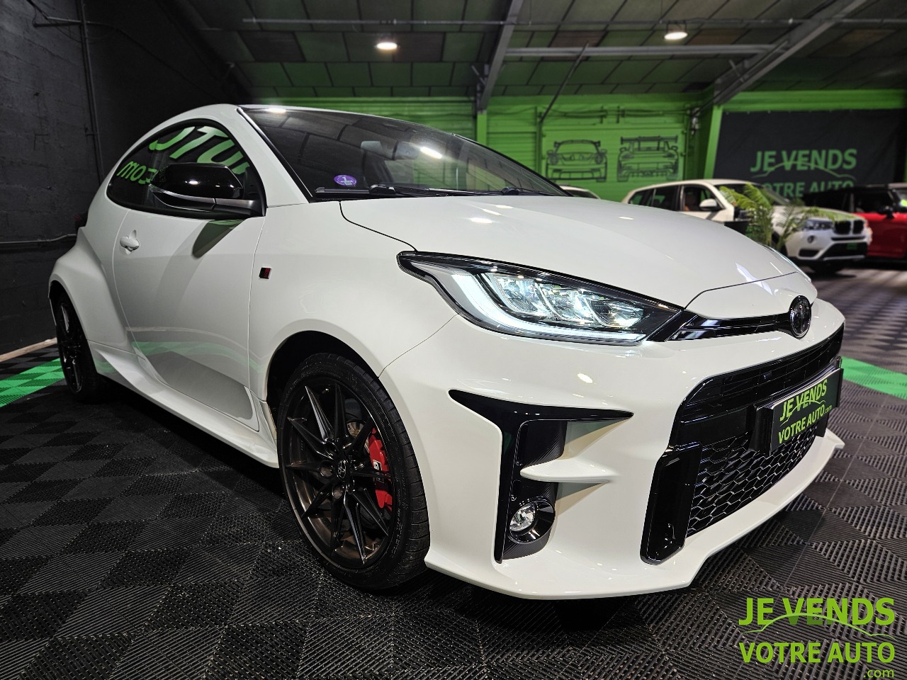 TOYOTA YARIS IV