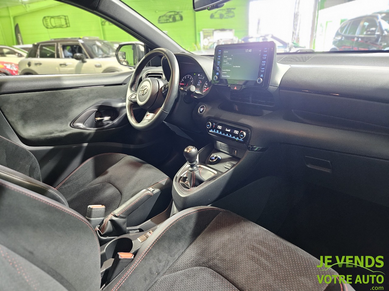 TOYOTA YARIS IV