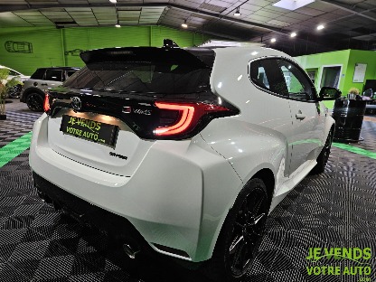 TOYOTA YARIS IV