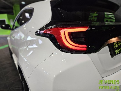 TOYOTA YARIS IV