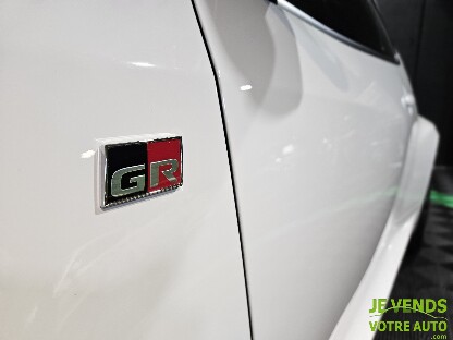 TOYOTA YARIS IV