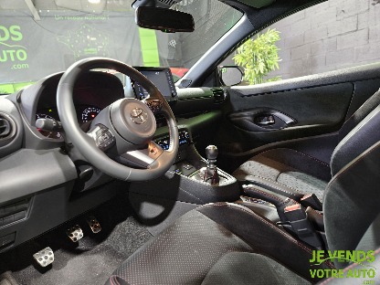 TOYOTA YARIS IV