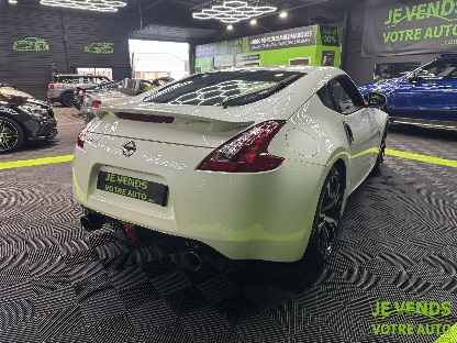 NISSAN 370Z