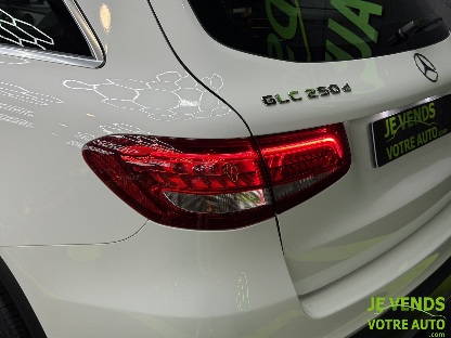 MERCEDES GLC
