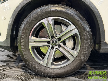 MERCEDES GLC