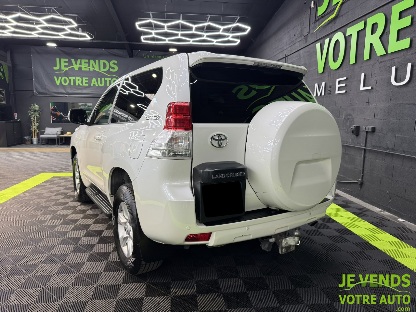 TOYOTA Land CRUISER