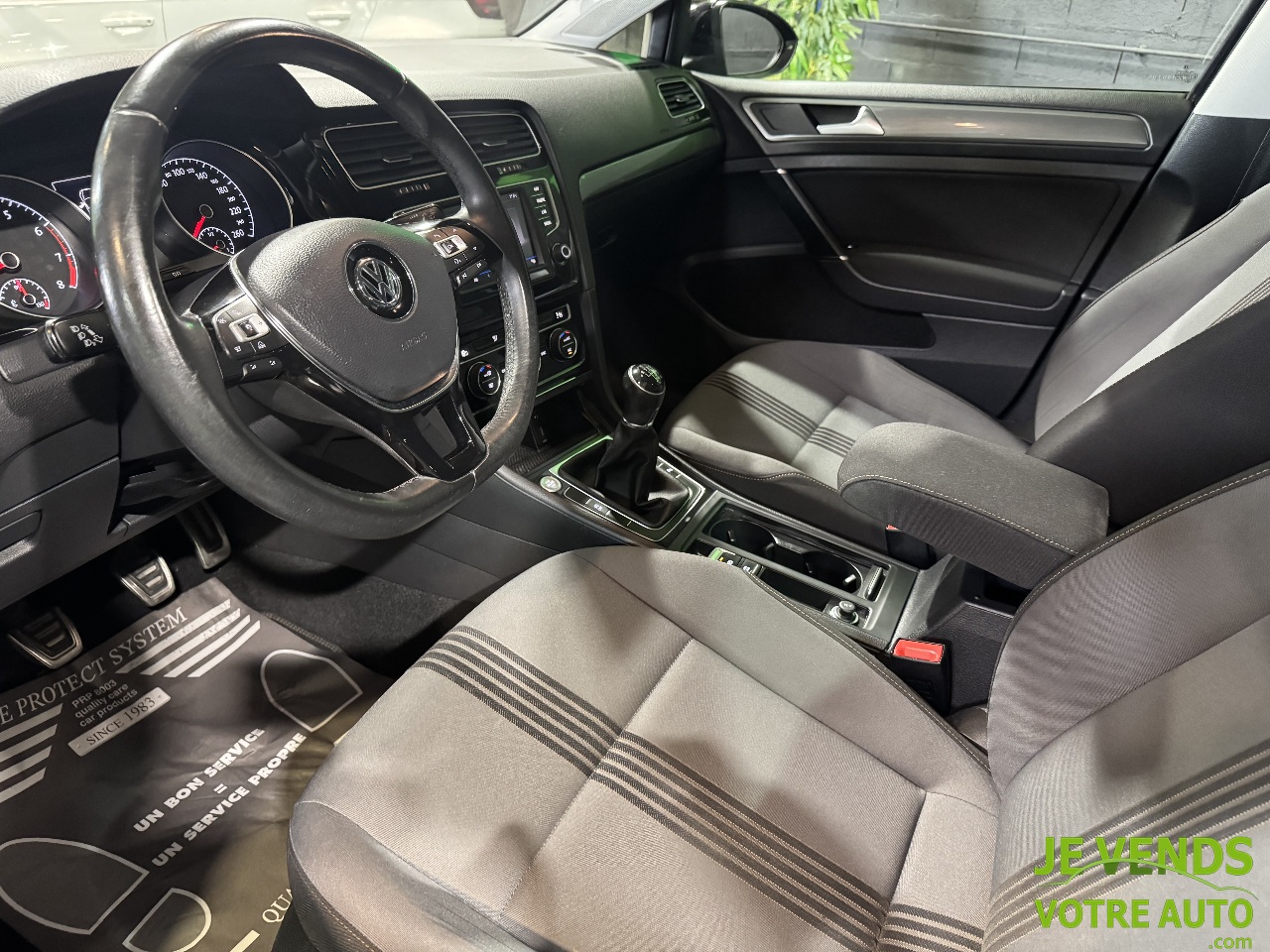 VOLKSWAGEN GOLF VII