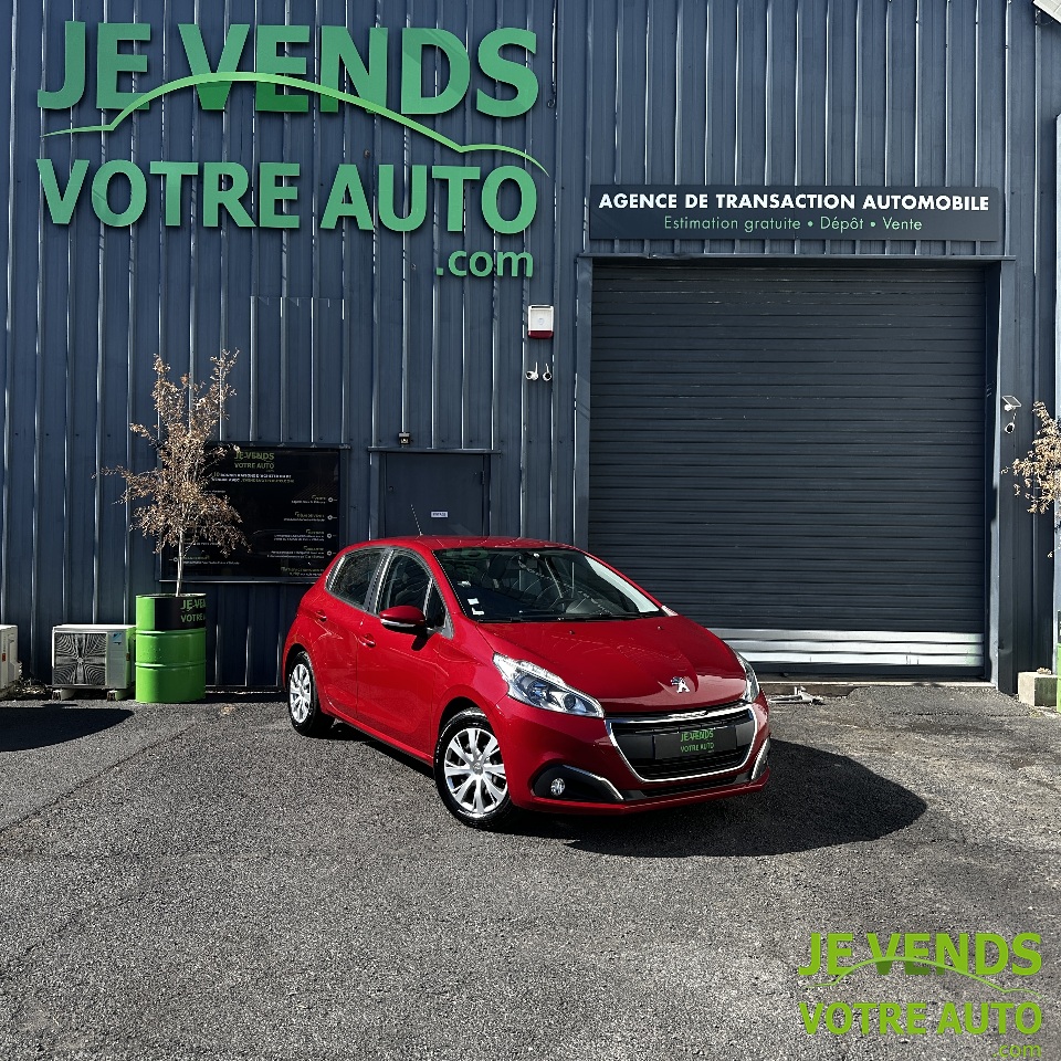 PEUGEOT 208