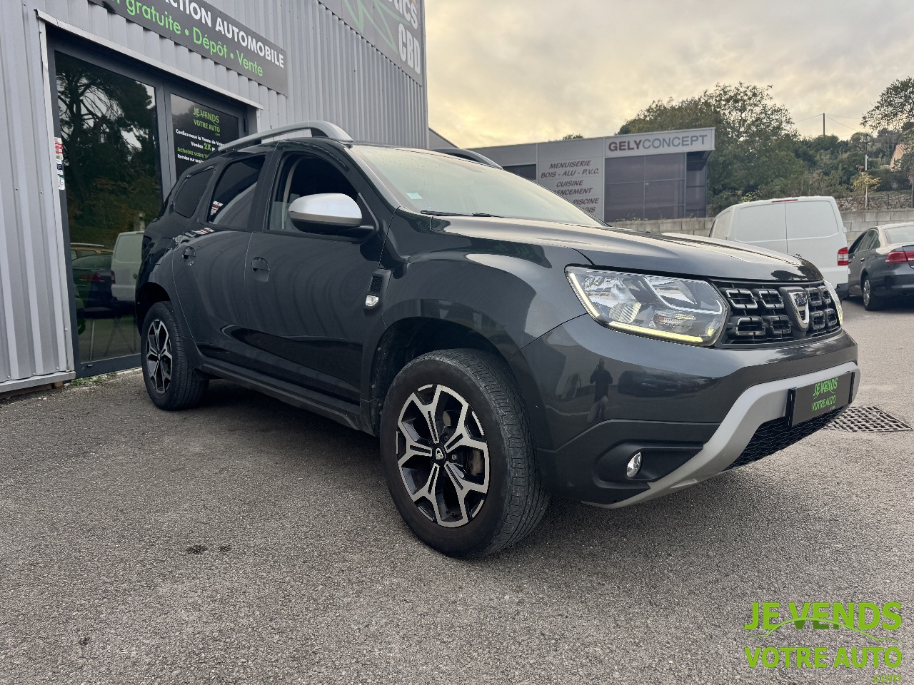 DACIA DUSTER