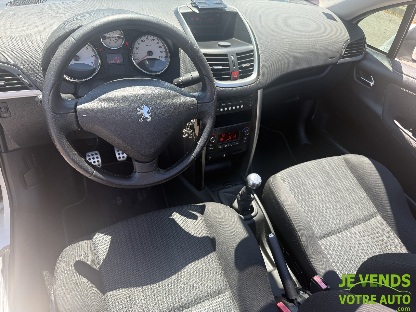 PEUGEOT 207 CC