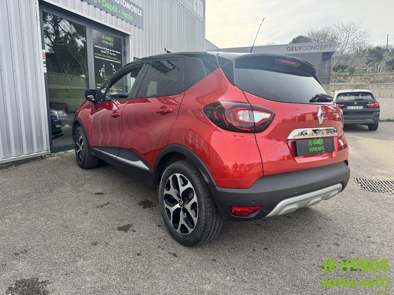 RENAULT CAPTUR