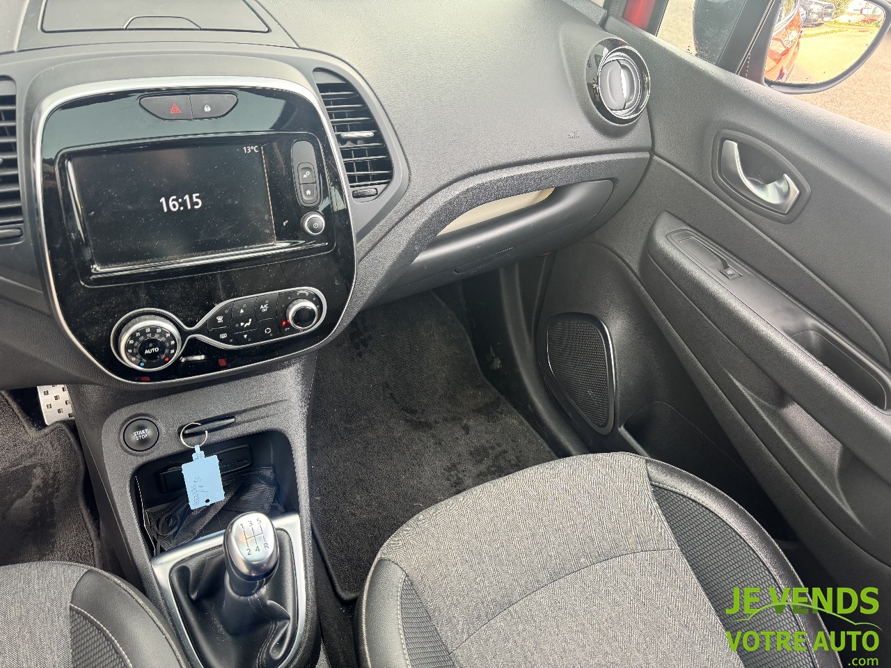 RENAULT CAPTUR