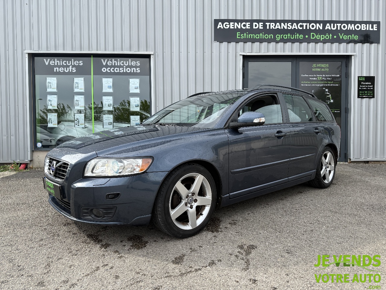 VOLVO V50
