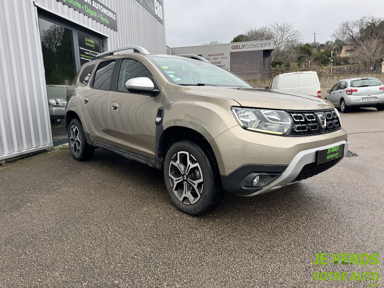 DACIA DUSTER