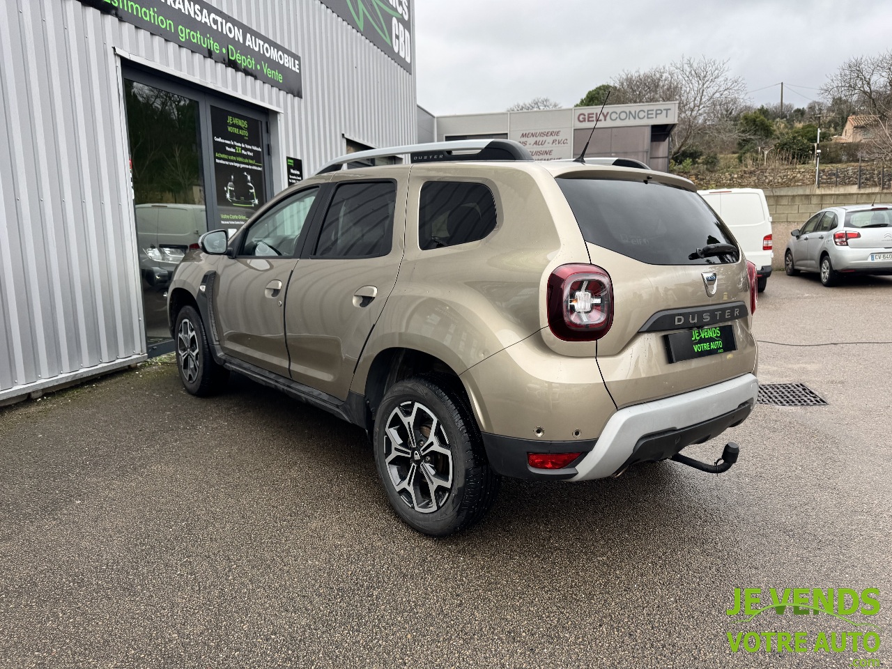 DACIA DUSTER