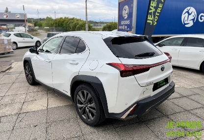 LEXUS UX