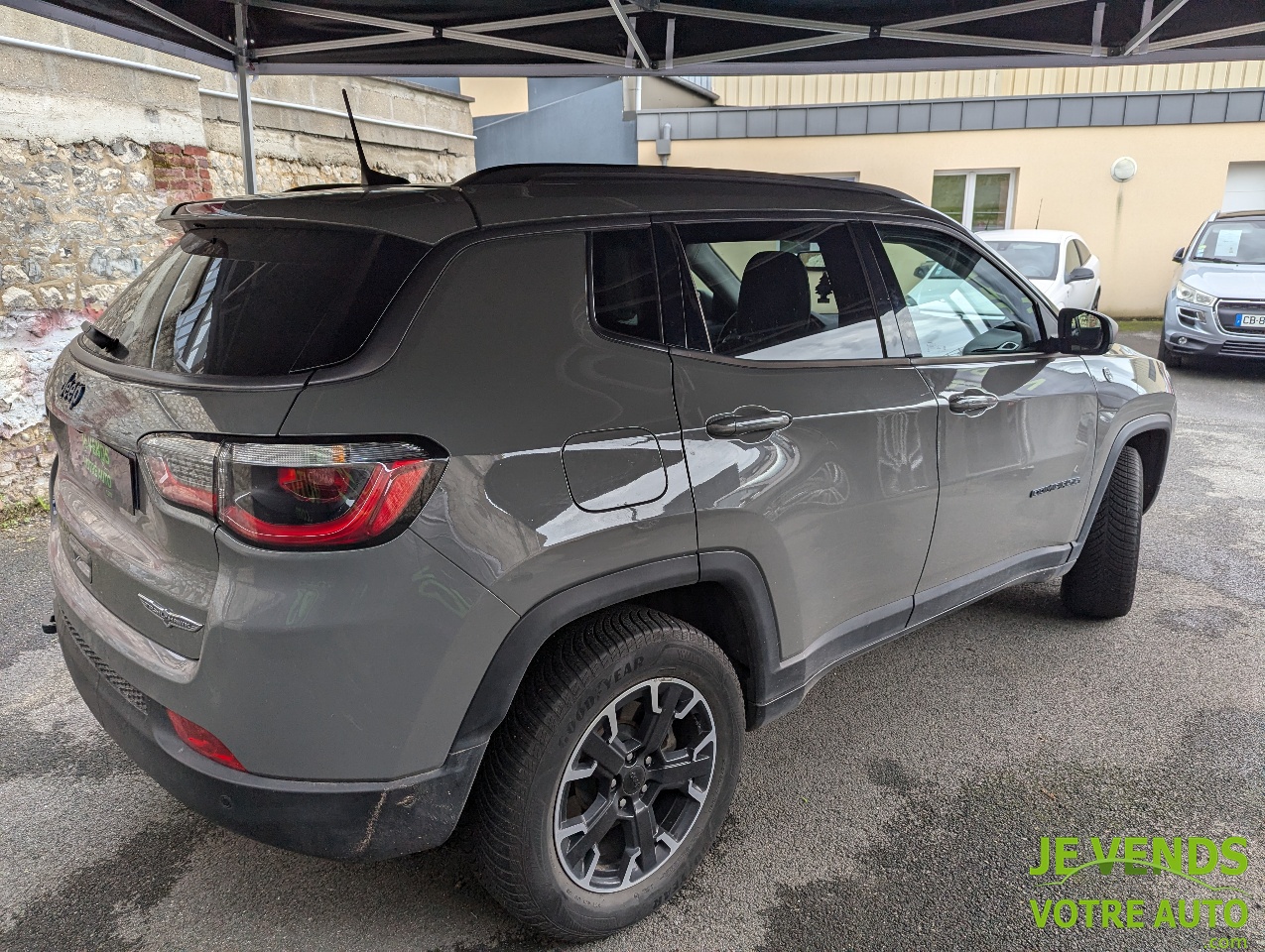 JEEP COMPASS