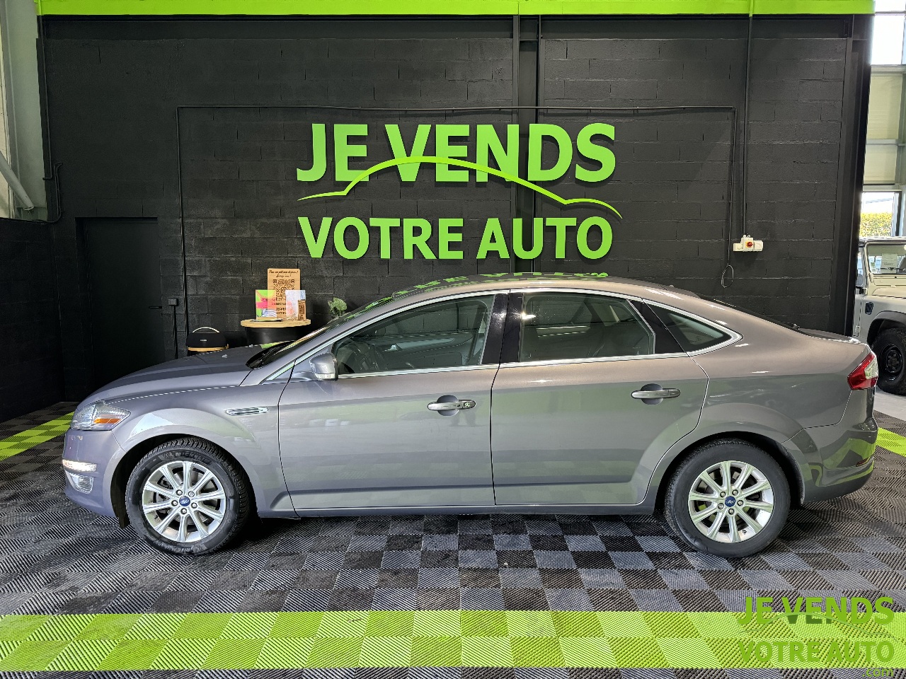 FORD MONDEO