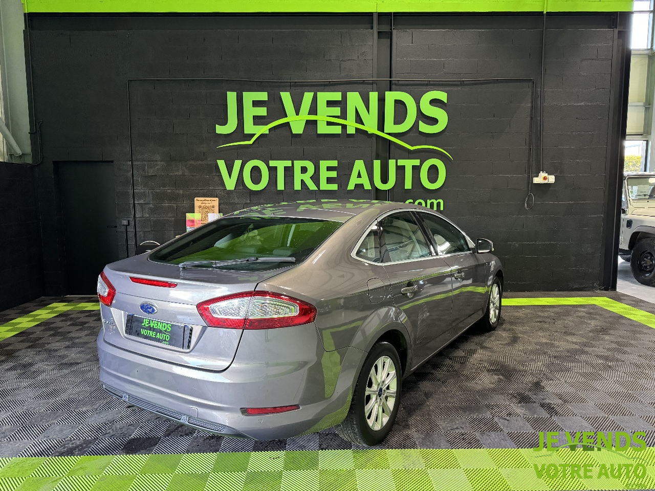 FORD MONDEO