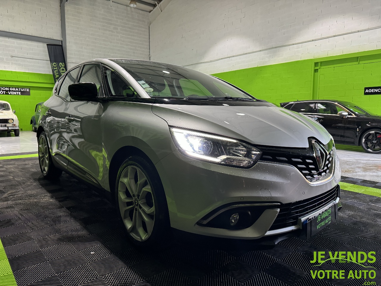 RENAULT SCENIC