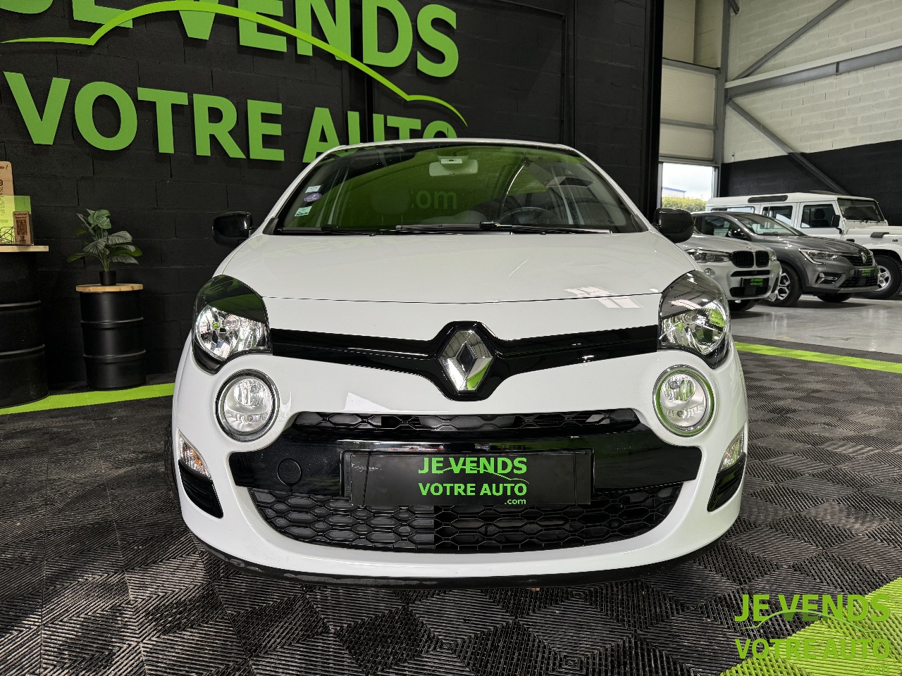 RENAULT TWINGO