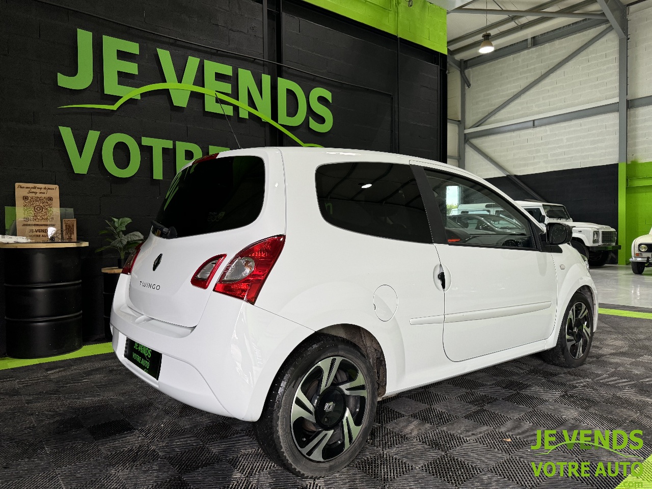 RENAULT TWINGO