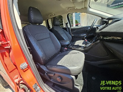 FORD KUGA titanium