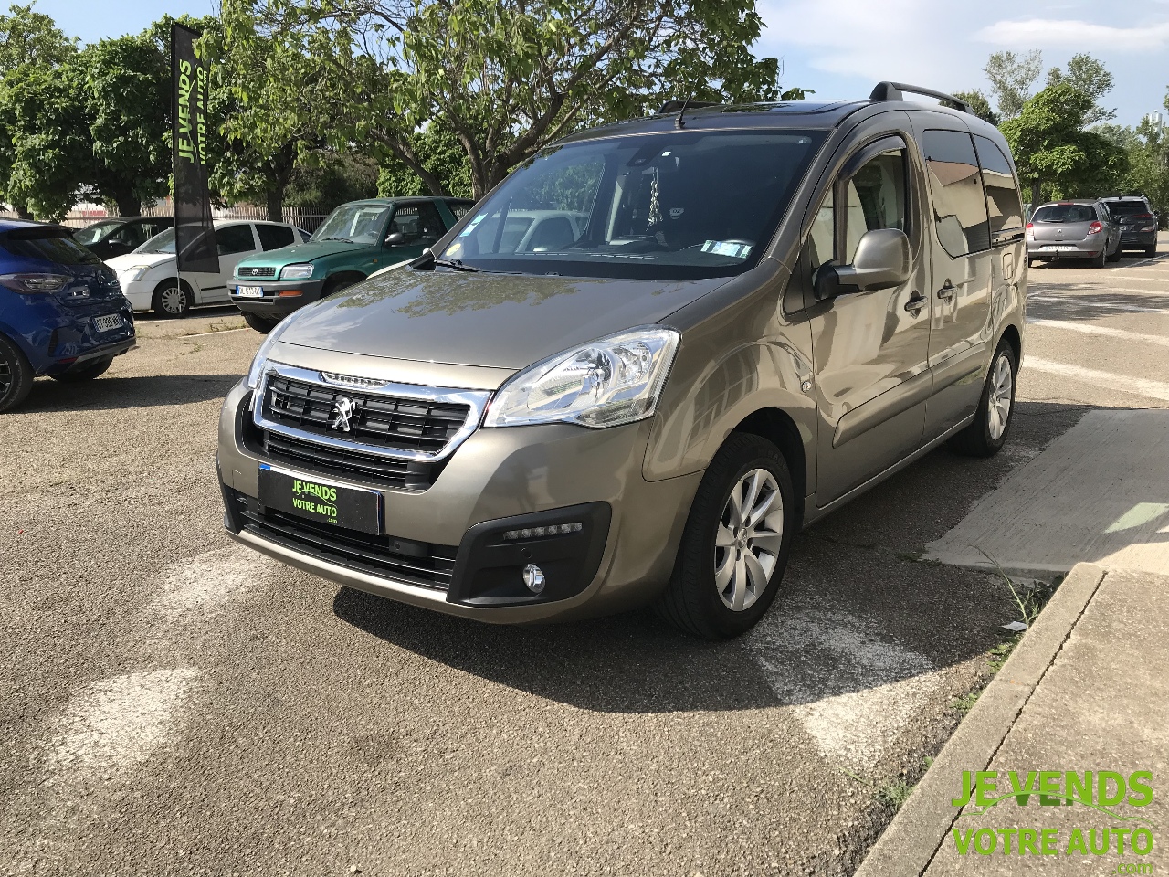 PEUGEOT PARTNER