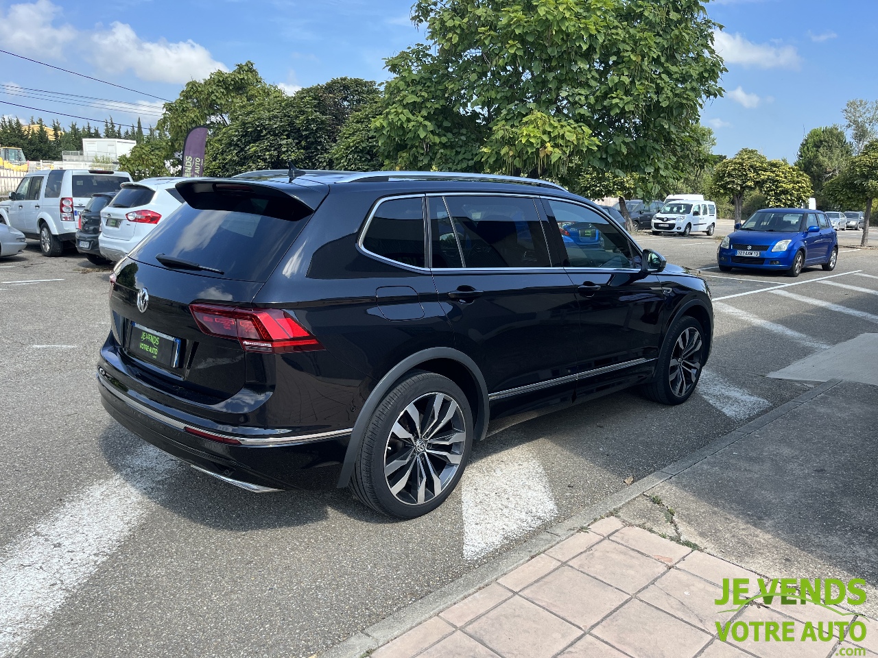 VOLKSWAGEN Tiguan Allspace