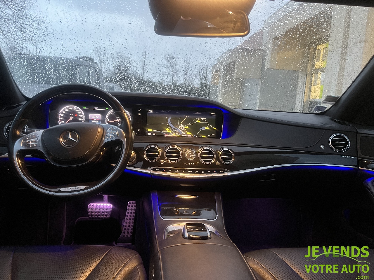 Mercedes Classe S style Maybach