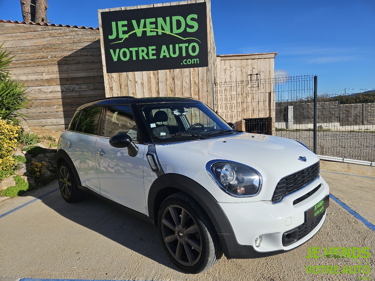 MINI COUNTRYMAN