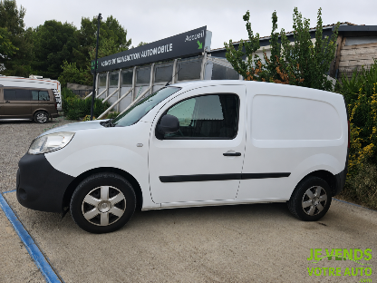 NISSAN NV250