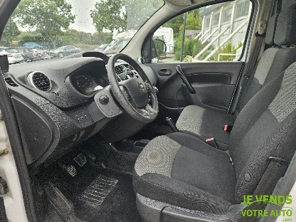 NISSAN NV250
