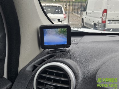NISSAN NV250
