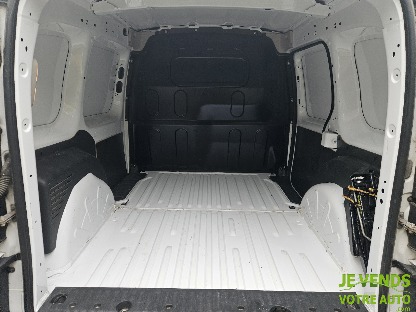 NISSAN NV250