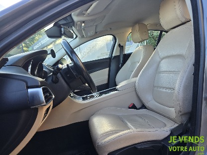 JAGUAR XE