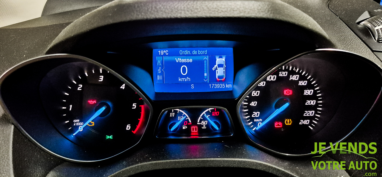 FORD KUGA