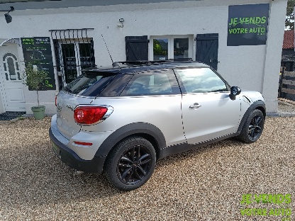 MINI Paceman