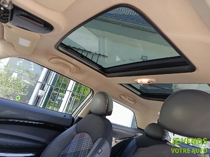 MINI Paceman
