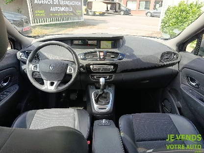 RENAULT SCENIC