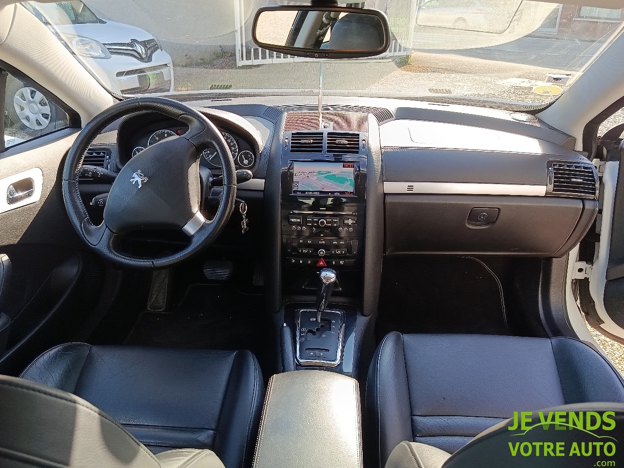 PEUGEOT 407
