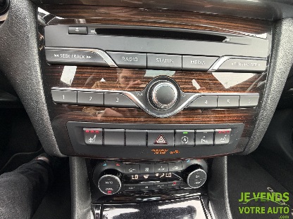 INFINITI Q30