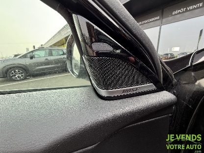 INFINITI Q30