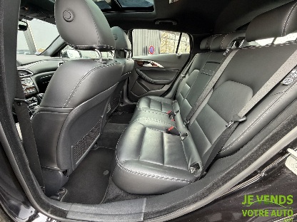 INFINITI Q30