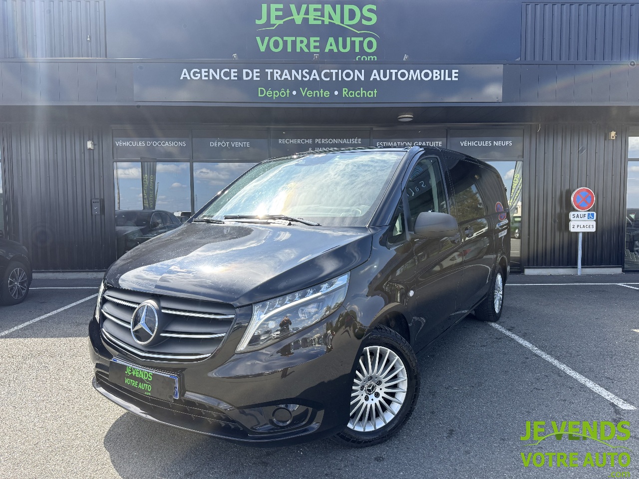 MERCEDES VITO