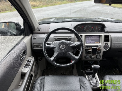 NISSAN X-TRAIL